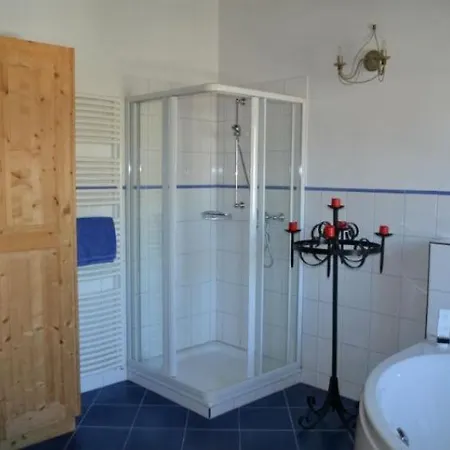 Sleeps 10 Wifi *